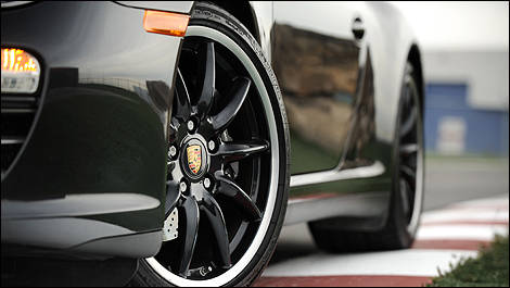 2010 Porsche Targa 4 tire