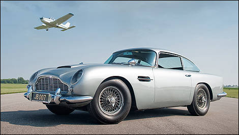Aston Martin DB5 front 3/4 view