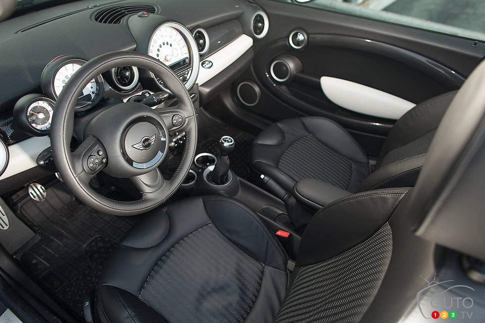2012 MINI Cooper S Roadster (Photo: Sébastien D'Amour)