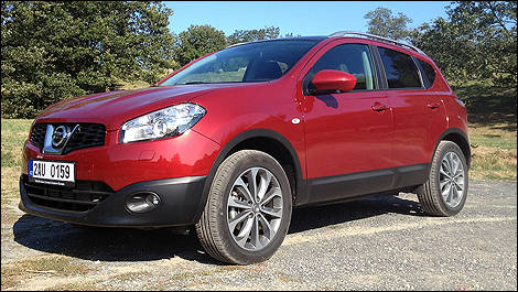 Nissan Qashqai Diesel vue 3/4 avant