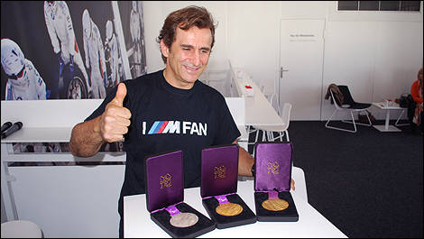 Alex Zanardi paralympic games' medals