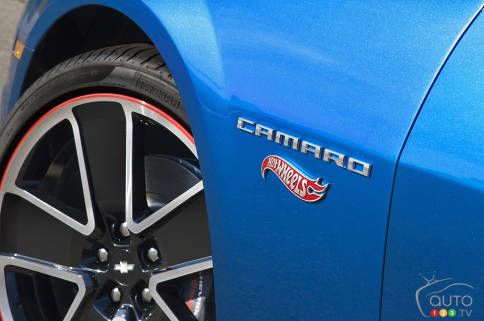 جديد صور سيارات Chevrolet Camaro Hot Wheels 2013 2013-Camaro-hot-Wheels-005