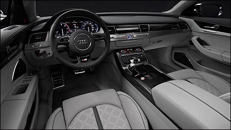 Audi S8 2013 intérieur