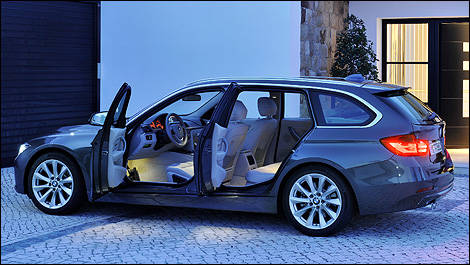 BMW Serie 3 Touring 2013 vue de coté