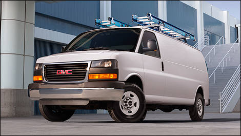 GMC Savana 2013