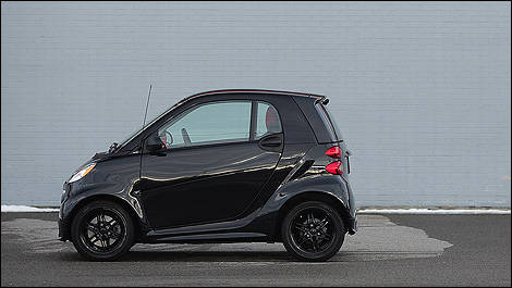 2013 smart fortwo passion side view