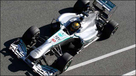 Lewis Hamilton, Mercedes W04