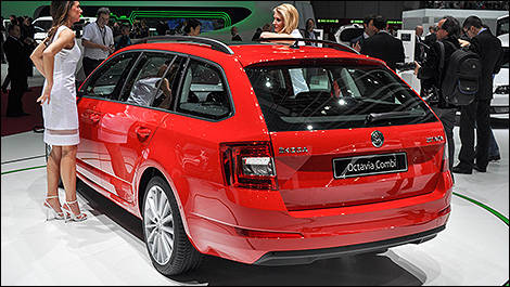 Skoda Octavia Combi vue 3/4 arrière