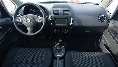 Suzuki SX4 Multisegment 2013 habitacle