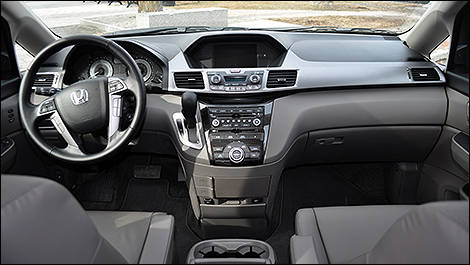 Honda Odyssey Touring 2013 intérieur
