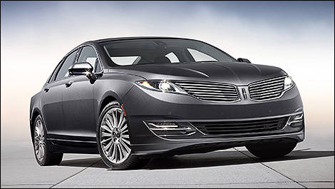 2013 Lincoln MKZ 3/4 view