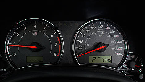 2011 Toyota Corolla Cluster