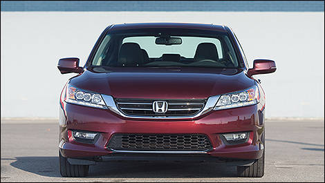 Honda Accord Touring 2013 vue de face