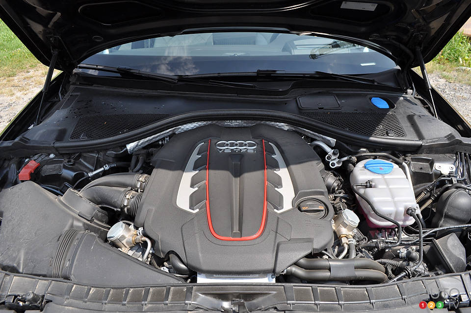 Photo: Mathieu St-Pierre