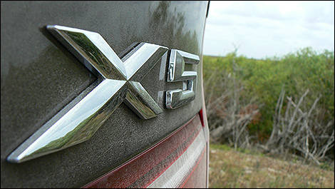 2011 BMW X5 logo