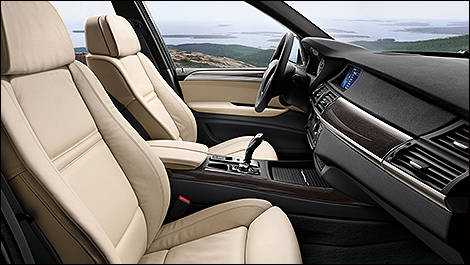 2011 BMW X5 cabin