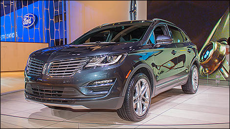 2015 Lincoln MKC 3/4 view