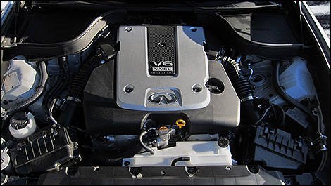 2011 Infiniti G37x AWD Sport engine
