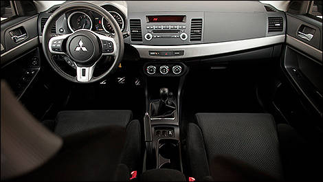 2012 Mitsubishi Lancer Evolution cabin