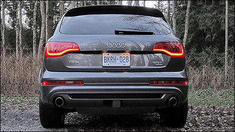 Audi Q7 2011 vue arrière