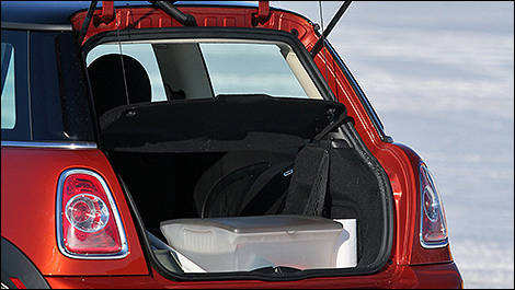 2011 MINI Cooper S trunk