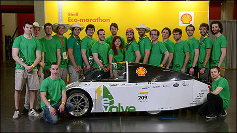 Voiture E-Volve: l’Université de Sherbrooke gagnante