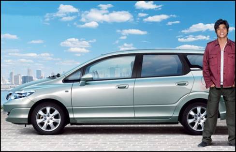 Japanese-market Honda Airwave (nothing like this in North America) (Photo: Honda)