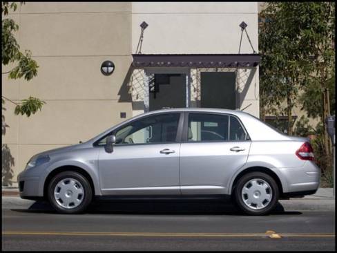 2007 Nissan Versa