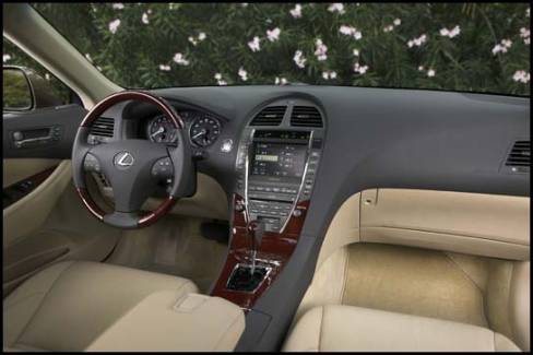 2007 Lexus ES 350(Photo: Toyota Canada)
