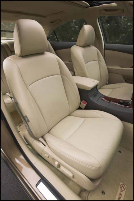 2007 Lexus ES 350(Photo: Toyota Canada)