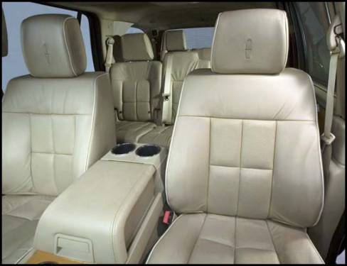 2007 Lincoln Navigator(Photo: Ford Motor Company)