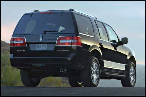 2007 Lincoln Navigator(Photo: Ford Motor Company)
