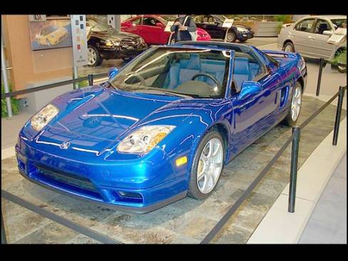 Toujours aussi flamboyante, cette NSX!