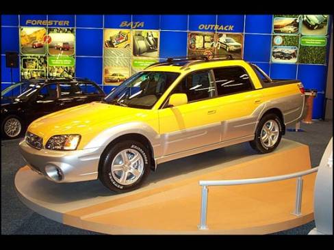 Basée sur la familiale Outback, la nouvelle Subaru Baja propose un mélange de véhicule utilitaire et de camionnette. Il s'agit d'un véhicule de production présentement disponible chez les concessionnaires.