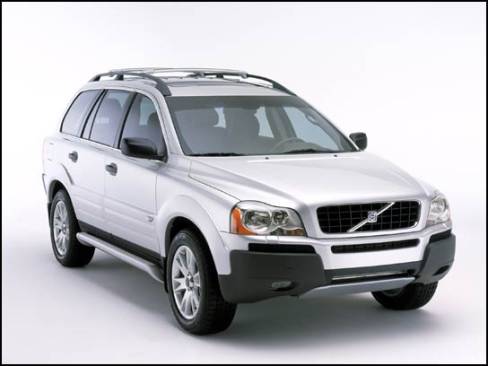 Concurrent direct du BMW X5, le nouveau XC90 redéfini l'aspect sécuritaire d'un véhicule utilitaire sport. Offert à partir de 54 995$, il se décline en deux versions, soit 2.5T et T6.