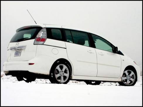 Mazda5 2006 (Photo: Mathieu St-Pierre, Auto123.com)