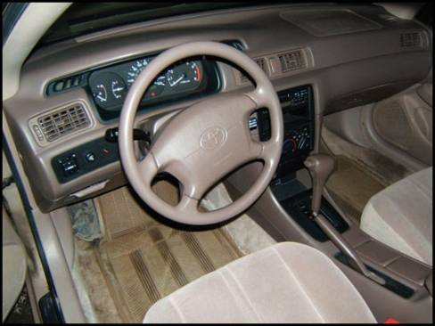 1998 Toyota Camry (Photo: Mathieu St-Pierre, Auto123.com)