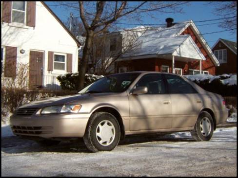 1998 Toyota Camry (Photo: Mathieu St-Pierre, Auto123.com)