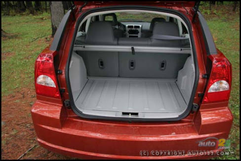 2007 Dodge Caliber R/T AWD (Photo: Philippe Champoux, Auto123.com)