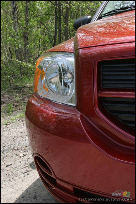 2007 Dodge Caliber SE (Photo: Philippe Champoux, Auto123.com)