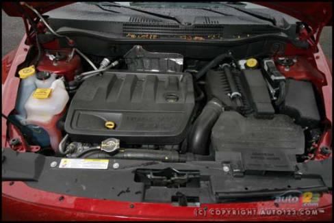 2007 Dodge Caliber SXT (Photo: Philippe Champoux, Auto123.com)
