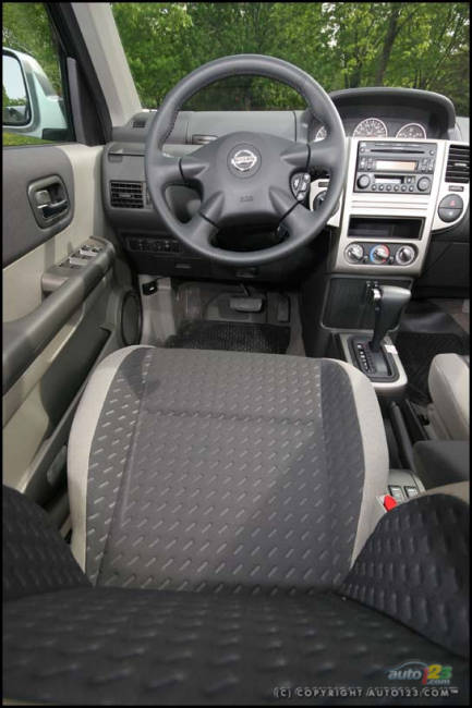 2006 Nissan X-Trail (Photo: Philippe Champoux, Auto123.com)