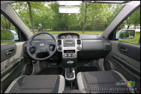 Nissan X-Trail 2006 (Photo: Philippe Champoux, Auto123.com)