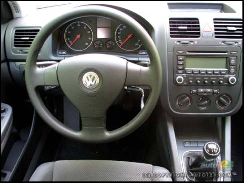 Volkswagen Rabbit 2007 (Photo: Mathieu St-Pierre, Auto123.com)