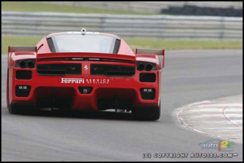 FXX (Photo: Philippe Champoux, Auto123.com)