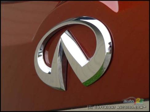 2006 Infiniti FX45 (Photo: John LeBlanc, straight-six.com)