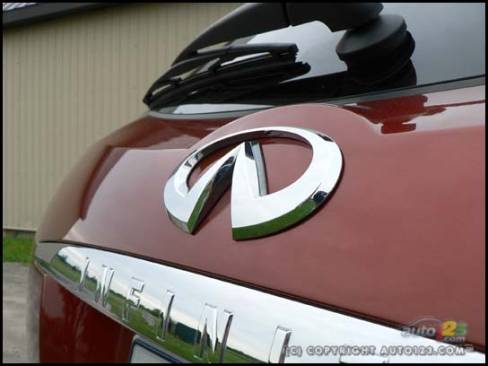 2006 Infiniti FX45 (Photo: John LeBlanc, straight-six.com)