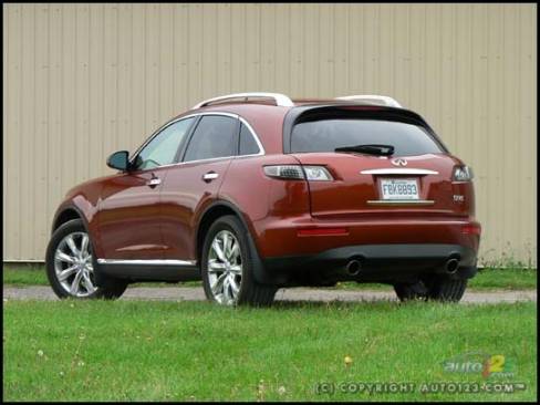 2006 Infiniti FX45 (Photo: John LeBlanc, straight-six.com)