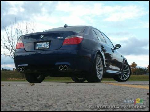2006 BMW M5 (Photo: John LeBlanc, straight-six.com)