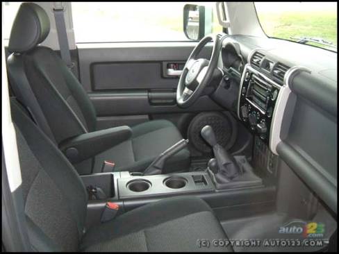 2007 Toyota FJ Cruiser (Photo: Rob Rothwell, Auto123.com)